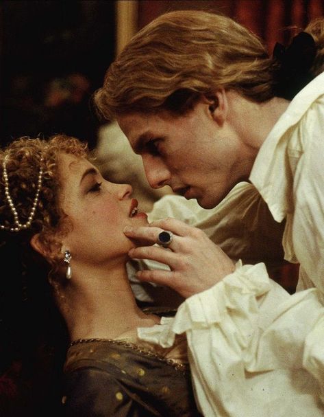 Lestat And Louis, Modern Vampires, Vampire Kiss, Victorian Vampire, Vampire Chronicles, The Vampire Chronicles, Vampire Love, Vampire Movies, I Love Cinema