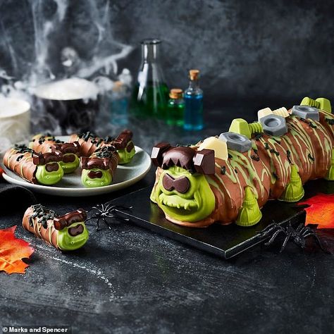 Mummy Meatloaf, Colin The Caterpillar Cake, Edible Bugs, Halloween Snap, Colin The Caterpillar, Caterpillar Cake, Sweet Popcorn, Happy Halloween Banner, Diy Halloween Wreath