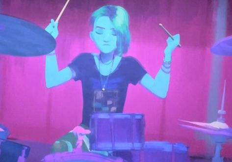 Spider Gwen Drums, Gwen Drumming, Gwen Stacy Drums, Spider Verse Gwen Stacy, You're Amazing, Girl Halloween, Man Stuff, Gwen Stacy, Spider Gwen