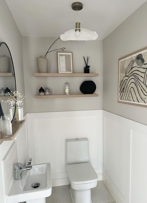 Shelves Small Toilet, Cozy Toilet Room, White Cloakroom Toilet, Shelf Above Toilet Ideas, Understairs Toilet Decor Ideas, Small Toilet Makeover, Downstairs Toilet Wallpaper, Warm Grey Bathroom, Down Stairs Toilet