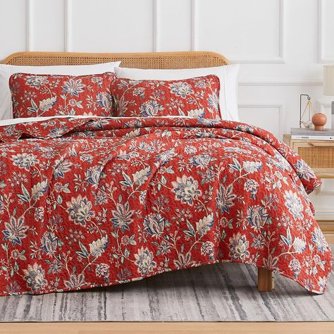 PRICES MAY VARY. Gorgeous Bedding Makeover in a Bag: Our Floral quilt king size set includes everything you need for a stylish bedroom makeover, from the king / California King quilt to the coordinating pillow shams, for a hotel quality room decor aesthetic. Dreamy Soft, Double Brushed Microfiber: Ultra comfy 110 GSM Microfiber, this King / Cal King quilt set gets softer with each wash. Non-shrink fabric keeps it big for for full coverage. Lightweight quilts, cozy but not heavy, perfect for all Bedding Makeover, Oversized King Quilt, California King Bedding Sets, King Quilt Bedding, California King Quilts, Pretty Bedding, King Quilt Sets, Queen Bedspread, Christmas Bedding