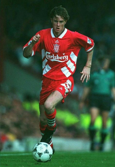 Steve McManaman Steve Mcmanaman, Liverpool Kit, Liverpool Wallpapers, Football Players Images, Football Images, Football Design, Football Kits, Liverpool Fc, Football Players