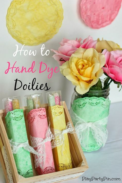 How to hand dye paper doilies from playpartypin.com #tutorial #tips #babyshower #decorations Spring Baby Shower Decorations, Diy Spring Crafts, Diy Baby Shower Decorations, Wedding Crafts Diy, Spring Baby Shower, Paper Doilies, Diy And Crafts Sewing, Craft Wedding, Wedding Crafts