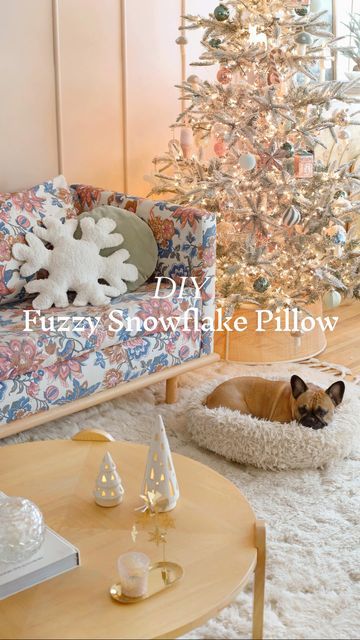 Snowflake Pillows Diy, Diy Snowflake Pillow, Christmas Shaped Pillows, Christmas Throw Pillows Diy, Snowflake Pillow Pattern, Pottery Barn Christmas 2023, Christmas Pillows Diy Sewing Projects, Pottery Barn Christmas Pillows, Diy Christmas Pillows