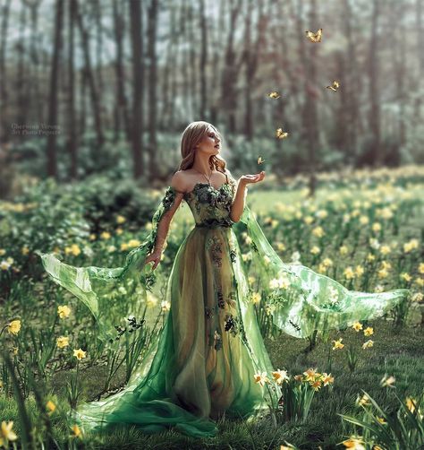 Fairy Dress Plus Size, Emerald Green Dress Prom, Green Dress Prom, Jungle Fairy, Prom Dresses Floral, Women Evening Dresses, فستان زهري, Gaun Abad Pertengahan, Emerald Green Prom Dress