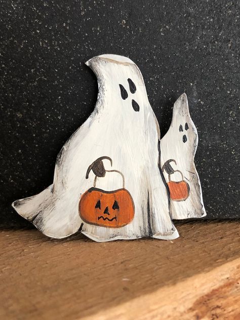 Folk Art Halloween Paintings, Folk Halloween, Halloween Antiques, Boo Yall, Cookie Container, Halloween Folk Art, Halloween Rocks, Vintage Folk Art, Horror Decor