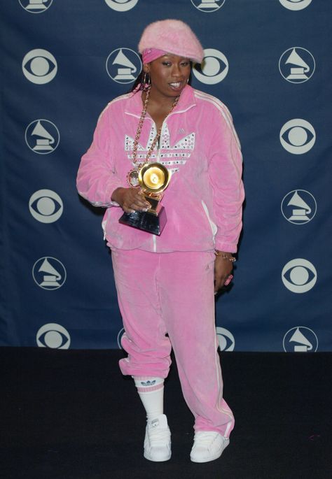 missy elliot Missy Elliot Costume, Missy Elliot, Grammys Red Carpet, Rae Sremmurd, Hip Hop Women, Missy Elliott, 90s Hip Hop Fashion, 90s Party, Queen Latifah