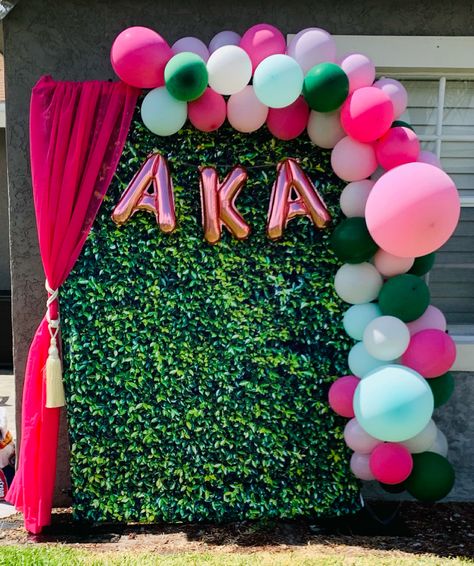 Sorority Backdrop, Alpha Kappa Alpha Jackets, Sorority Decorations, Homecoming Themes, Sorority Themes, Pink Party Theme, Aka Sorority, Alpha Kappa Alpha Sorority, Green Backdrops