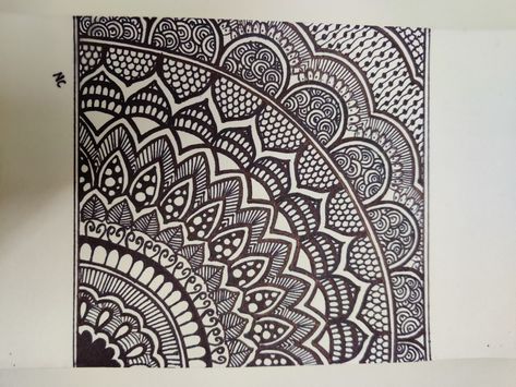 #TheYellowCorner #art #artoftheday #artwork #arts #artlover #doodle #doodleart #doodles #doodling #doodlelove #henna #hennadesigns #hennalove #hennaart #mandala #mandalaart #mandaladrawing #mandalalove #design #pattern #patterndesign #patterns #patternart #handmade #handrawn #handmadewithlove #brilliantmandalas #ilovesharingmandalas #zentangle #zentangleart Mandala Furniture, Mandala Drawings, Zentangle Mandala, Characters Drawing, Henna Mandala, Dishwashing Gloves, Mandala Doodle, Happy Mother Day Quotes, Mandala Art Therapy