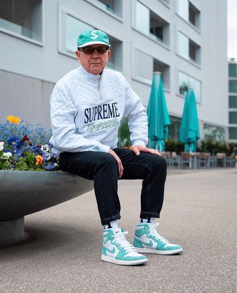 Jordans Outfit For Men, Grandpa Outfit, Jordan 1 Outfit Women, Jordan Fits, Turbo Green, Green Outfits, Nba Fashion, Jordan Outfit, Dapper Dudes