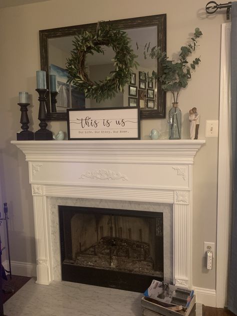 White Mantle Decorating Ideas, Long Mantle, Long Mantle Decor, Corner Fireplaces, Mantle Ideas, Brick Fireplace Makeover, Decorating Farmhouse, Decor 2024, Corner Fireplace