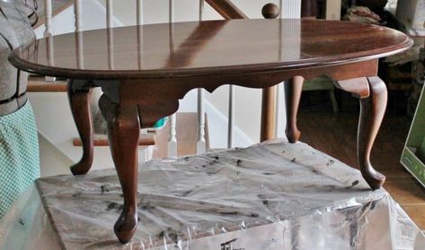 Painted Queen Anne Dining Table, Queen Ann Furniture Makeover, Painted Oval Coffee Table, Queen Anne Coffee Table Makeover, Queen Anne Table Makeover, Painting Coffee Table Ideas, Oval Coffee Table Makeover, Oval Coffee Table Living Room, Wood Coffee Table Makeover