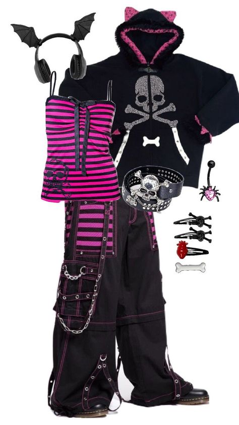 Creepycore Outfits, Men's Emo Style, Emo Music, Emo Makeup, Alt Fashion, Gothic Art, Gotham City, Goth Fashion