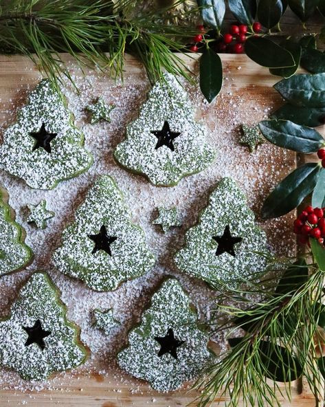 Matcha Jam, Matcha Cookies Recipe, Sour Cherry Jam, Linzer Cookies Recipe, Raspberry Drink, Matcha Cookies, Matcha Tea Powder, Linzer Cookies, Jam Cookies