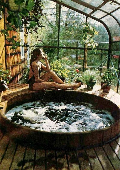 1980s Bathroom, Oasis Backyard, Hot Tub Room, Diy Hot Tub, Outdoor Bathroom Design, Outdoor Tub, Hot Tub Garden, Home Greenhouse, Casa Exterior