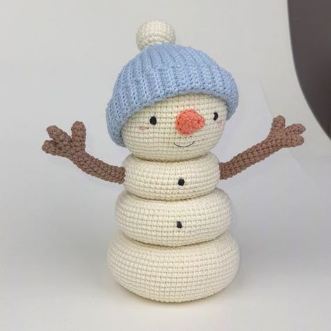 Snowman Stacking toy Stackable crochet toy pattern #stackablecrochettoypattern #crochet #crochettoy #crochettoys 1.853 Crochet Stacking Toy, Crochet Stacking Toy Pattern Free, Crochet Snowman, Stacking Toys, Crochet Toys Patterns, Diy Toys, Quiet Book, Stuffed Toys Patterns, Christmas Crochet