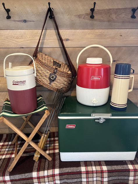 Vintage Camp Party, Vintage Camping Aesthetic, 80s Camping, Chai Cart, Vermont Cabin, Vintage Camping Gear, Summer Camp Aesthetic, Lake Cabin Decor, Coleman Camping