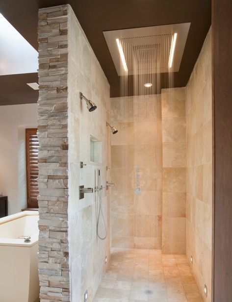 behind-tub-doorless-shower - Home Decorating Trends - Homedit Bathrooms Minimalist, Doorless Shower Design, Bathroom Dream, White Bathrooms, Doorless Shower, Bathrooms Luxury, Shower Tiles, Shiplap Bathroom, Bathroom Tips