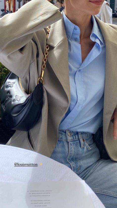 Beige And Blue Outfit, Outfit Button Up Shirt, Long Sleeves Outfit, Blue Shirt Outfit, Beige Blazer Outfit, Button Up Shirt Outfit, Corporate Fashion, Long Sleeve Outfits, Chique Outfits