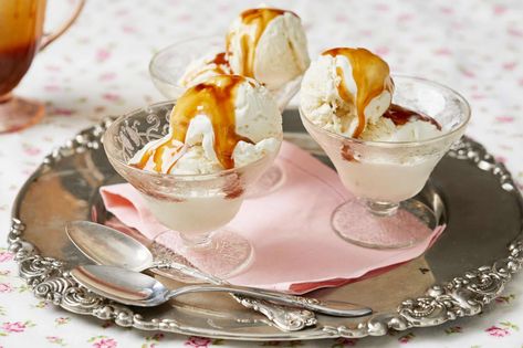 Irish Cream Ice Cream, Frozen Yogurt Pops, Semifreddo Recipe, Homemade Irish Cream, Easy Homemade Ice Cream, Spring Recipes Dessert, Gelato Recipe, Bigger Bolder Baking, Baking Cookbooks