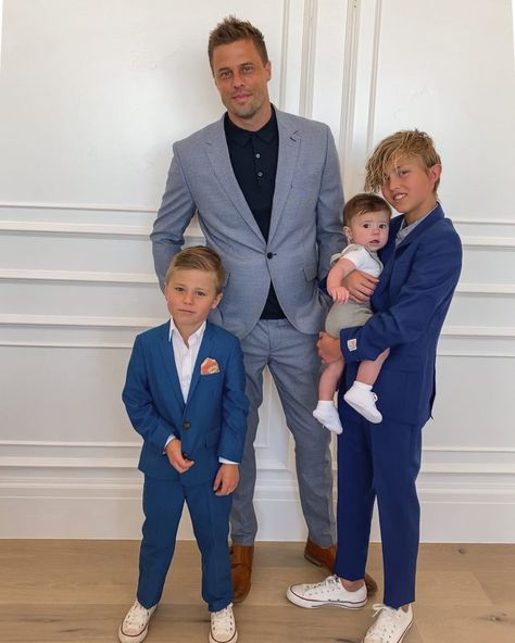 Easter Outfit Men Church, Boys Easter Outfit Ideas, Little Boy Easter Outfit, Easter Boy Outfits, Mens Easter Outfit, Easter Outfits For Family, Boy Church Outfit, Boys Church Outfit, Toddler Boy Easter Outfit