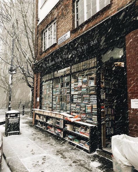 Johanna on Instagram: “Snow away dear December, we want the real winter feeling. ❄️📚 beautiful photography by @kristinemarcos #prettybookplaces #london” Dear December, Enchanted Library, Winter Feeling, Book Shops, Library Bookshelves, Snow Falling, Book Stores, Winter Books, Snow Days