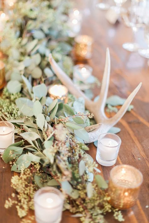 Antler Wedding Decor, Equestrian Ranch, Antler Wedding, Rustic Wedding Table Decor, Rustic Wedding Decorations, Wedding Table Decorations, Marriage Ceremony, Western Wedding, Motor Vehicle