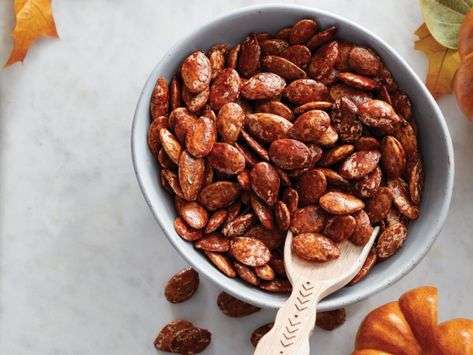 Maple Roasted Pumpkin Seeds, Pumpkin Seeds Cinnamon, Best Pumpkin Seed Recipe, Savory Pumpkin Seeds, Flavored Pumpkin Seeds, Pumpkin Seed Recipes Roasted, Salty Snack Recipes, Spicy Roasted Pumpkin Seeds, Perfect Pumpkin Seeds