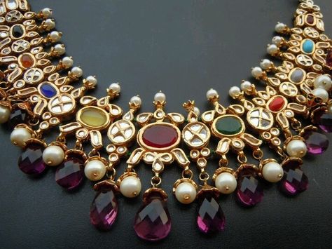 Traditional Wedding Jewellery, Stone Jewellery, Traditional Jewellery, Antique Jewelry Indian, Wedding Jewellery Collection, Indian Jewelry Sets, Bridal Jewellery Indian, India Jewelry, Jewelry Indian