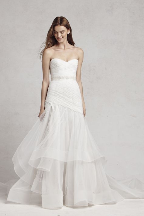 Monique Lhuillier Wedding, Monique Lhuillier Wedding Dress, Bridal Gown Styles, Kleinfeld Bridal, Fit And Flare Wedding Dress, Designer Bridal Gowns, Luxury Wedding Dress, Wedding Dress Couture, Couture Wedding