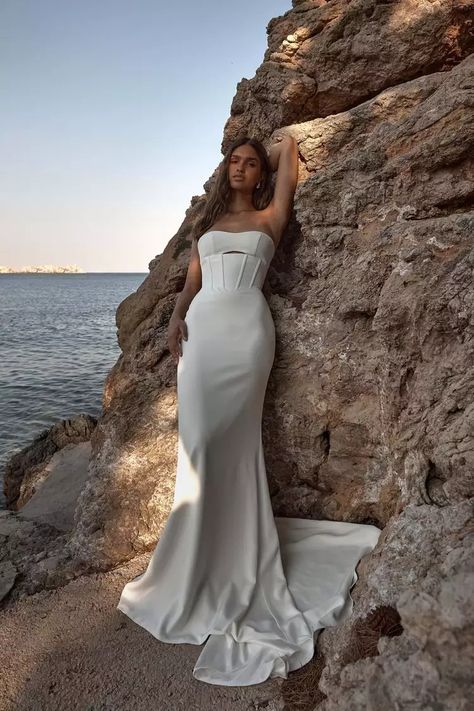 New Chosen by KYHA Wedding Dresses Chosen By Kyha, Bridal Studio, Sunset Boulevard, Wedding Dress Store, Flare Gown, Weddings By Color, Trumpet Gown, Fit And Flare Skirt, Designer Wedding Gowns