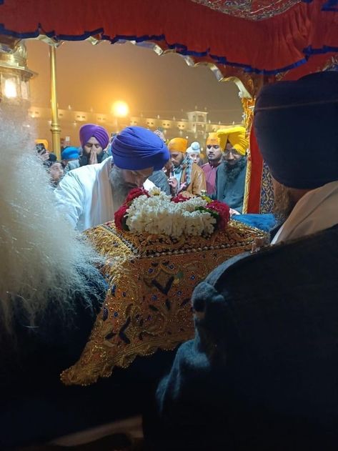 Guru Granth Sahib Ji Photography, Tarawa Kiribati, Waheguru Quotes, Guru Granth Sahib Ji, Guru Nanak Photo, Guru Nanak Ji, Guru Granth Sahib, Flawless Skin Care, Darbar Sahib