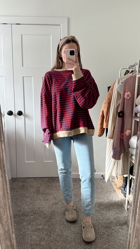 Classic Striped Oversized Crewneck curated on LTK Striped Crewneck Outfit, Denim Jacket Outfit Fall, Oversized Crewneck Outfit, Fall Layering Outfits, Women Fall Outfit Ideas, Fall Knitwear, Athleisure Outfits Fall, Mom Outfits Winter, Oversized Sweatshirt Outfit