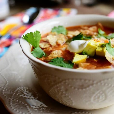 Crock Pot Recipes Adapted From Slow Cooker Recipes | Brit + Co Pioneer Woman Chicken, Slow Cooker Chicken Tortilla Soup, Chicken Tortilla Soup Recipe, Chicken Tortilla Soup Easy, Chicken Cooking, Chicken Tortillas Soups Recipe, Tortilla Soup Recipe, Sausage Casserole, Crock Pot Recipes