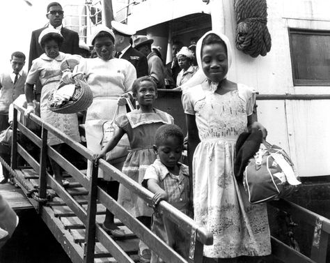 Windrush arrivals embark on a new life in UK – archive photos Uk History, London History, Historical Moments, Black Books, Black N White Images, British History, Nairobi, Black Culture, History Facts