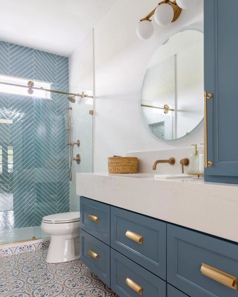 Think about Bathroom Accent Wall Like a Pro - My Decorating Tips Tile Accent Wall Bathroom, Tile Accent Wall, Bathroom Accent Wall, Modern Bathroom Tile, Cleaning Tile Floors, Bathroom Accents, Gorgeous Bathroom, Blue Tiles, Ceramic Wall Tiles