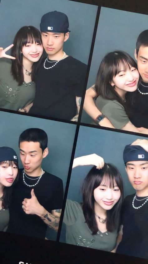 Photo Box Couple Pose, Photo Booth Poses Couple, Photobox Ideas Pose Couple, Photobox Ideas, Pose Couple, Ideas Pose, Interacial Couples, 사진 촬영 포즈, Bff Photoshoot Poses