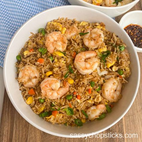 People From Different Countries, Seafood Fried Rice, Stir Fry With Egg, Geo Board, Desserts Drinks, Shrimp And Eggs, Food Reference, Popular Dishes, Chinese Restaurants