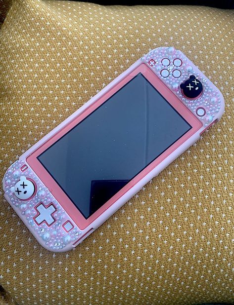 Pink 3ds, Nintendo Lite, Nintendo Switch System, Ipad Essentials, Cute Camera, Pretty Pink Princess, Pink Lifestyle, Nintendo Switch Lite, Nintendo Switch Accessories