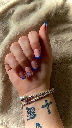 Blue French Tip Nails Short With Design, Cute Short Square Nails Blue, French Tip Blue Heart, Royal Blue Acrylic Nails Short French Tip, Square Nails Blue Design, French Nails With Blue Heart, Blue Heart French Tip Nails, Short Blue French Tip Acrylic Nails, Short French Tip Nails Blue