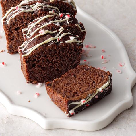 Having a bunch of leftover candy canes after the holidays inspired me to use them up by adding them to a chocolate bread. Coffee and cocoa intensify the flavor. —Shelly Platten, Amherst, Wisconsin Recipes For Christmas, Mini Loaves, Holiday Bread, Christmas Bread, Pumpkin Chocolate Chip Bread, Cranberry Bread, Baking Cocoa, Minty Fresh, Chocolate Bread