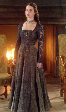 Mary Reign Outfits, Mary Stuart Dress, Mary Stuart Reign Dresses, Mary Queen Of Scots Reign Dresses, Reign Cw, Mary Stuart Reign, Velaryon Oc, Queens Outfits, Reign Outfits