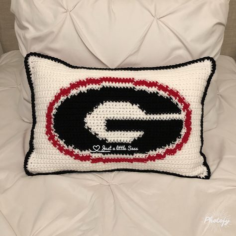 Georgia Bulldogs crochet pillow 12x20 Georgia Bulldog Crochet Pattern, Uga Bulldogs Crochet, Crochet Georgia Bulldog, Georgia Bulldogs Crochet, Crochet Anchor Applique, Crochet Anchor, Crocheted Pillows, Crochet Pillow Cases, Georgia Bulldog