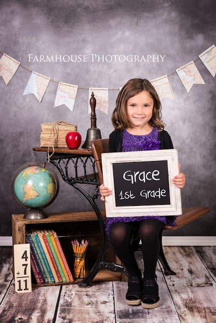 Farmhouse Photography: ~ 2013 Back to School Mini Sessions ~ Preschool Photo Ideas, Farmhouse Photography, Preschool Photography, Kindergarten Photos, First Day Of School Pictures, Preschool Pictures, Back To School Pictures, Mini Photo Sessions, Kind Photo