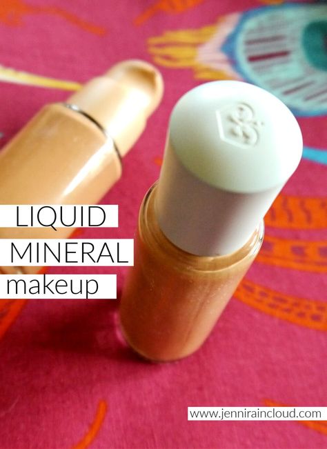 Liquid Mineral Make Up-DIY BB Cream - Jenni Raincloud Diy Mineral Makeup, Diy Bb Cream, Diy Natural Makeup, Diy Foundation, Diy Makeup Recipe, Pale Skin Makeup, Makeup Recipes, Light Moisturizer, Mineral Makeup