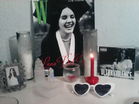 Lana Del Rey Shrine, Lana Shrine, Sweet Life Frank Ocean, Shrine Ideas, Coquette Tiktok, Lana Aesthetic, Aesthetic Coquette, Lily Rose Depp, Frank Ocean