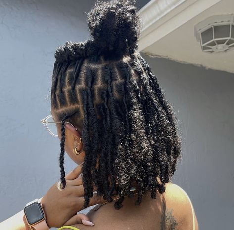 Locs Styles Short, Short Two Strand Twist, Long Soft Locs, Faux Locs Twist, Two Strand Twist Locs, Locs Women, Real Locs, Short Dreadlocks Styles, Short Locs