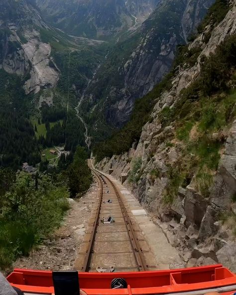 Rollercoaster On A Mountain | mountain, roller coaster | Those views are spectacular, if a little unnerving!🏔️😲 | By UNILAD Tech | Facebook Mountain Roller Coaster, Mountain Coaster, Usa Bucket List, Space Mountain, Roller Coasters, Summer Adventures, In The Mountains, Roller Coaster, The Mountain