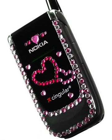 Bedazzled Flip Phone, Bedazzled Phone Case, Flip Phone Aesthetic, Y2k Accessories, 2000s Nostalgia, Ios Phone, Flip Phone, My Music, Old Phone