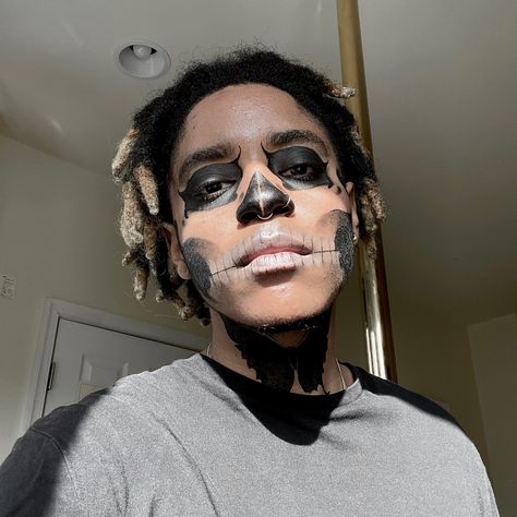 Skull Make Up Men, Black Skeleton Makeup, Male Skeleton Makeup, Mens Skeleton Makeup, Male Skull Makeup, Skull Makeup Men, Skeleton Makeup Halloween, Mens Halloween Makeup, Skeleton Face Paint